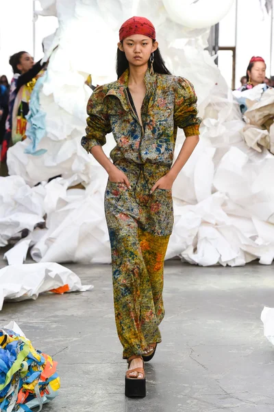 Look 36